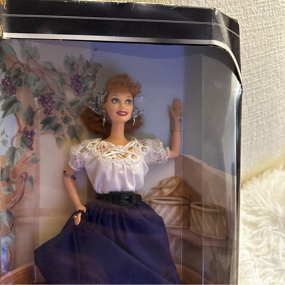 VINTAGE I Love Lucy Doll RETIRED From 1999 COLLECTION